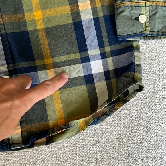 Crazy 8 plaid button up - Picture 3 of 5